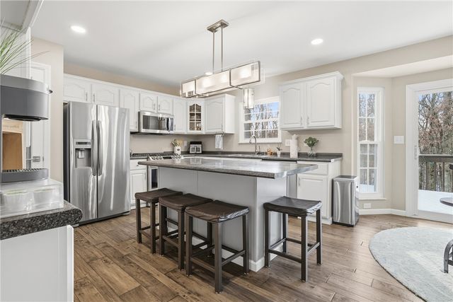 186 Bayberry Ln, Cranberry Twp, PA 16066