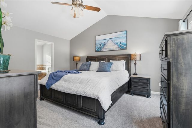 186 Bayberry Ln, Cranberry Twp, PA 16066