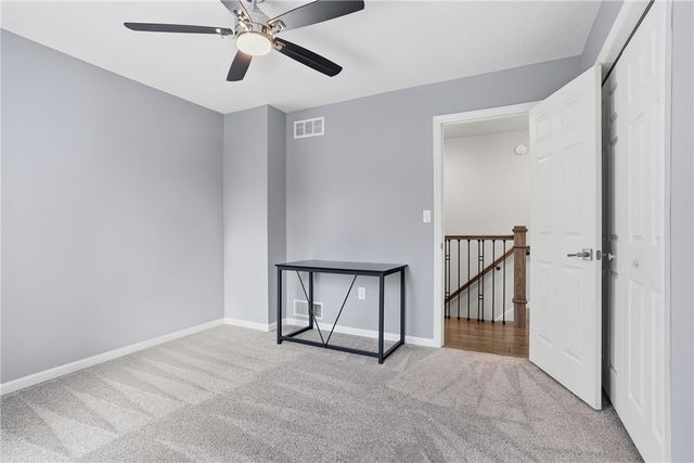 186 Bayberry Ln, Cranberry Twp, PA 16066