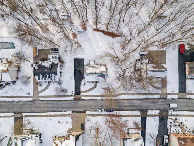 186 Bayberry Ln, Cranberry Twp, PA 16066