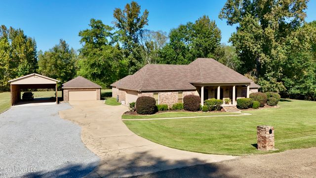 112 Pinehaven Place, Clinton, MS 39056