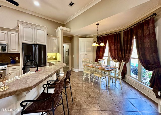 112 Pinehaven Place, Clinton, MS 39056