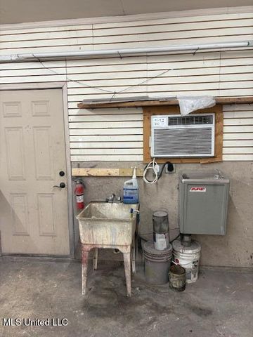 112 Pinehaven Place, Clinton, MS 39056