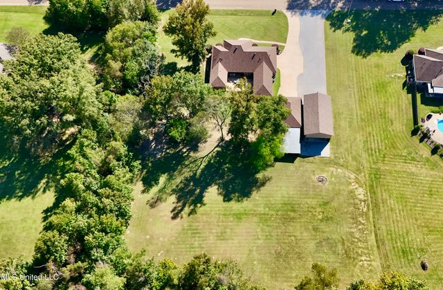 112 Pinehaven Place, Clinton, MS 39056