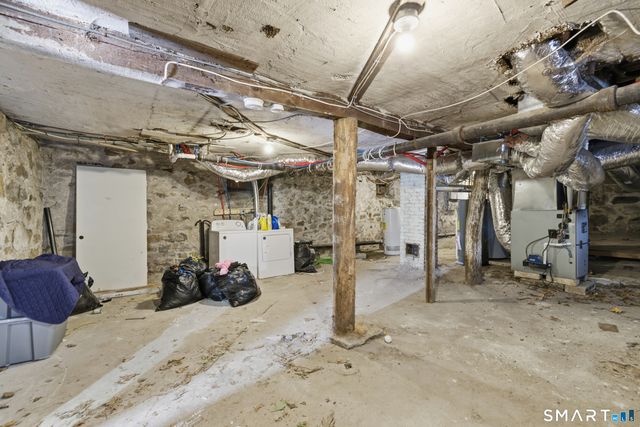 75 Woodward Avenue, Waterbury, CT 06705