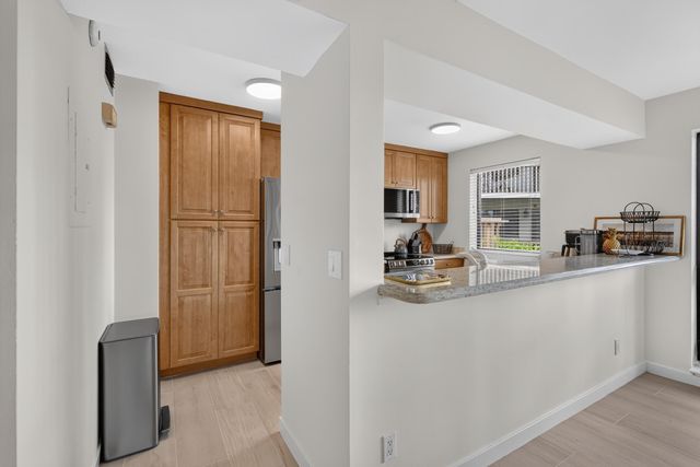302 BRACKENWOOD, Palm Beach Gardens, FL 33418