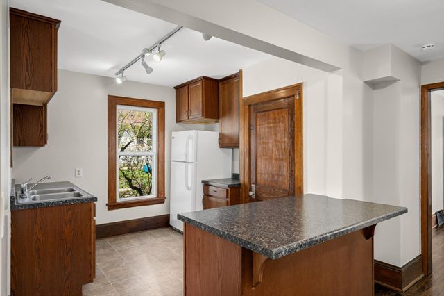 2530 Hayes Street NE, Minneapolis, MN 55418