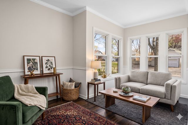 2530 Hayes Street NE, Minneapolis, MN 55418