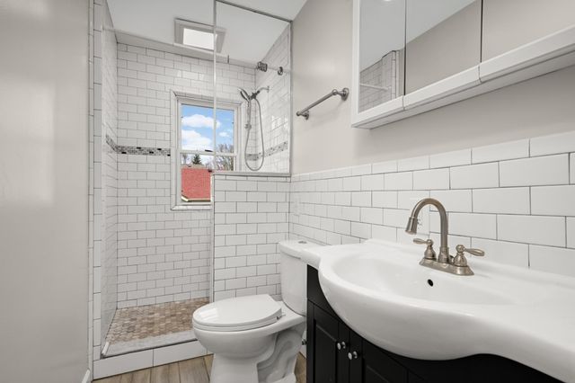 2530 Hayes Street NE, Minneapolis, MN 55418