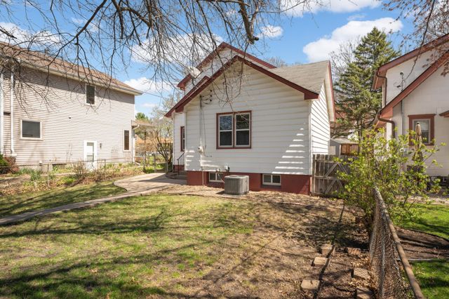 2530 Hayes Street NE, Minneapolis, MN 55418