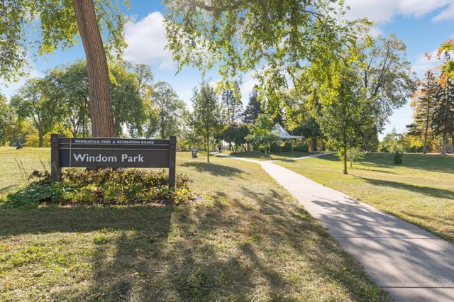 2530 Hayes Street NE, Minneapolis, MN 55418