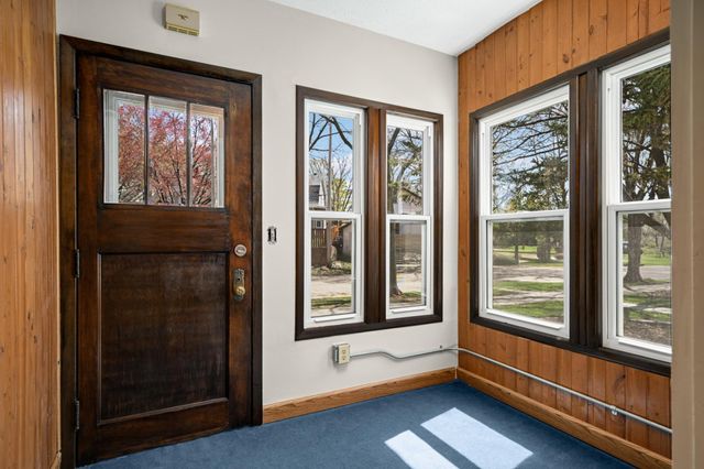 2530 Hayes Street NE, Minneapolis, MN 55418