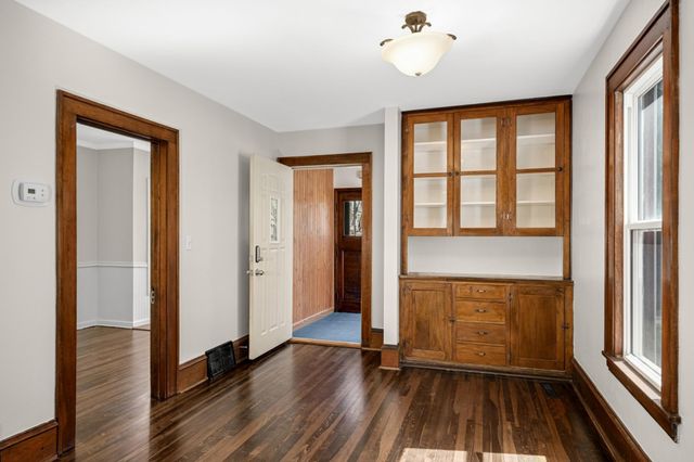 2530 Hayes Street NE, Minneapolis, MN 55418