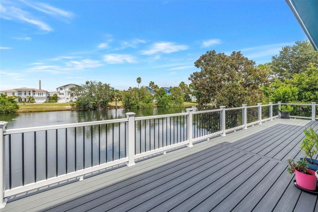 2111 HARBOUR WATCH DRIVE, Tarpon Springs, FL 34689