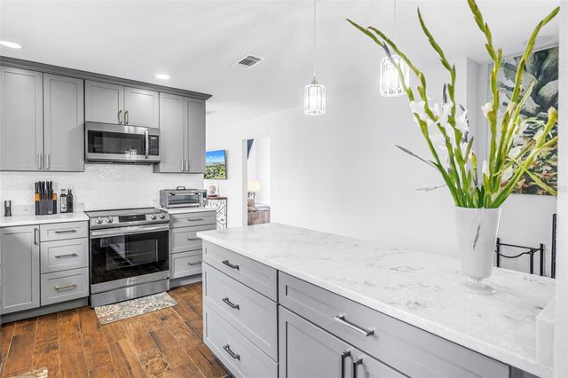 2111 HARBOUR WATCH DRIVE, Tarpon Springs, FL 34689
