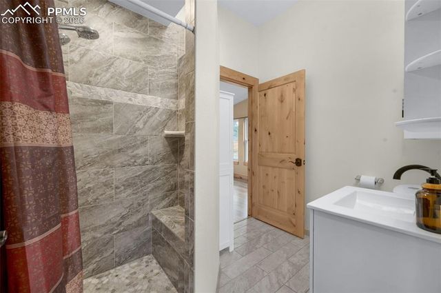 15632 Ray Drive, Larkspur, CO 80118