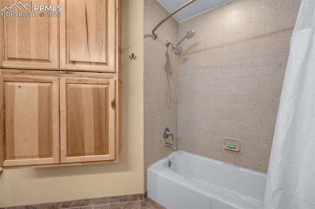 15632 Ray Drive, Larkspur, CO 80118