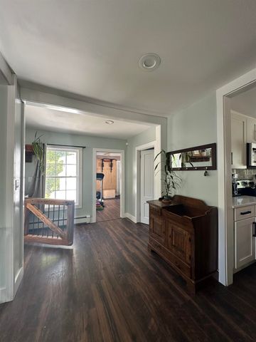 8 Main Street, Bennington, NH 03442