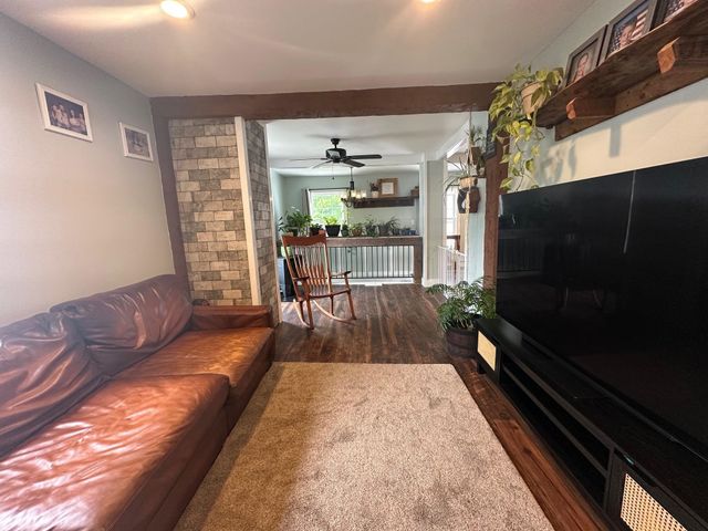 8 Main Street, Bennington, NH 03442