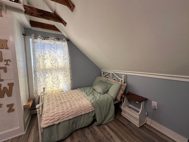 8 Main Street, Bennington, NH 03442