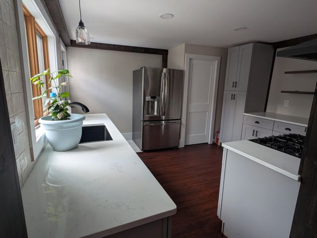 8 Main Street, Bennington, NH 03442