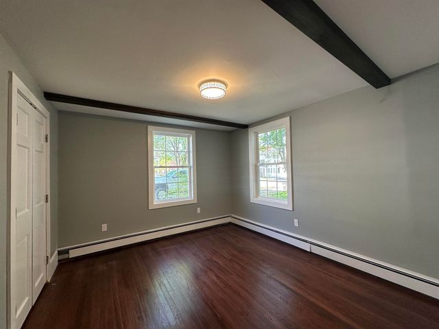 8 Main Street, Bennington, NH 03442