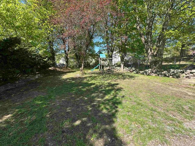 8 Main Street, Bennington, NH 03442