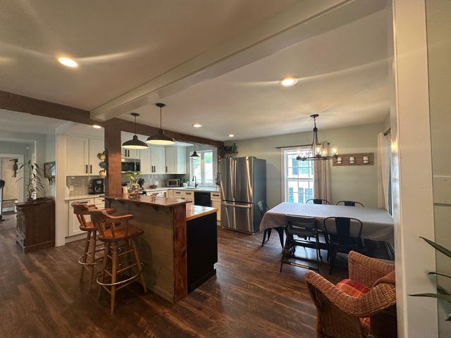 8 Main Street, Bennington, NH 03442