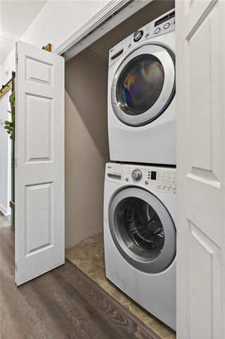 1644 Sandy Beach Point, Lawrenceville, GA 30043