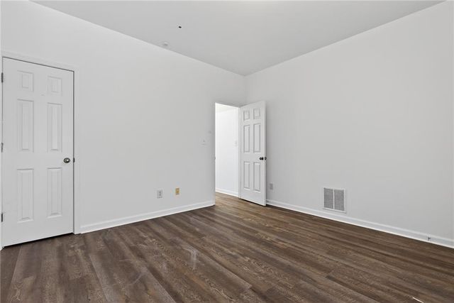 1644 Sandy Beach Point, Lawrenceville, GA 30043