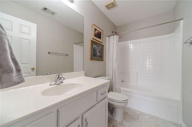 3816 Bay Grove Way, Loganville, GA 30052