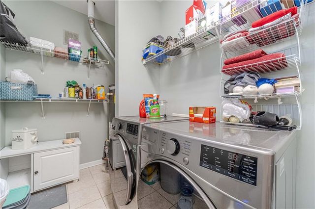 3816 Bay Grove Way, Loganville, GA 30052