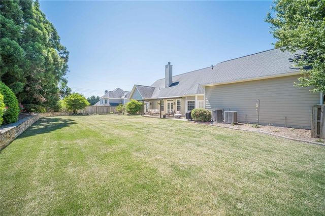 3816 Bay Grove Way, Loganville, GA 30052