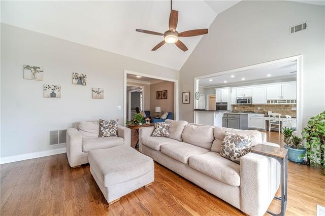 3816 Bay Grove Way, Loganville, GA 30052