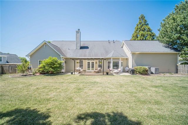 3816 Bay Grove Way, Loganville, GA 30052