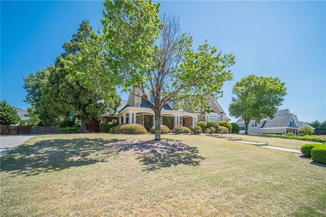 3816 Bay Grove Way, Loganville, GA 30052