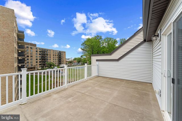 3545 STELLA BLUE DR, Hyattsville, MD 20782