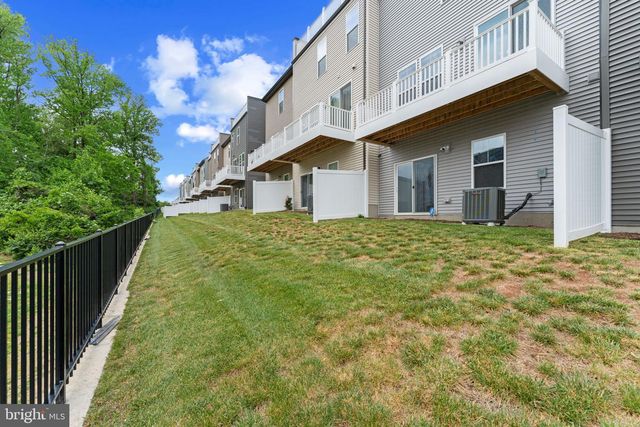 3545 STELLA BLUE DR, Hyattsville, MD 20782