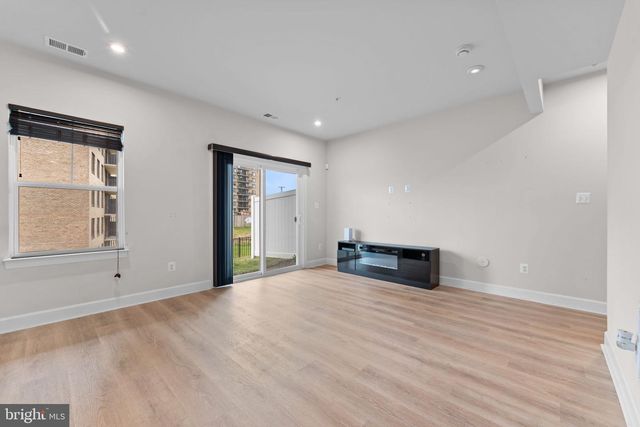 3545 STELLA BLUE DR, Hyattsville, MD 20782