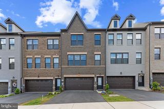 3545 STELLA BLUE DR, Hyattsville, MD 20782