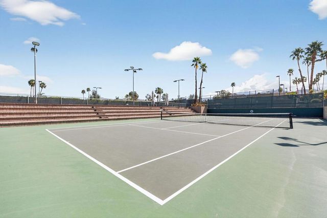 72975 Grass Court, Palm Desert, CA 92260