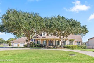 306 Sawgrass Lane, Broussard, LA 70518