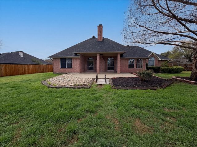 2808 Coventry Road, Crowley, TX 76036