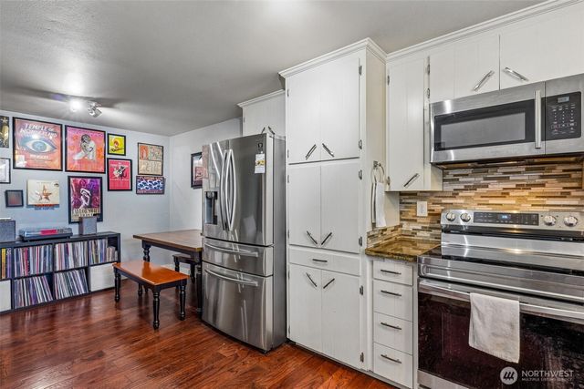 1006 S 72nd Street, Tacoma, WA 98408