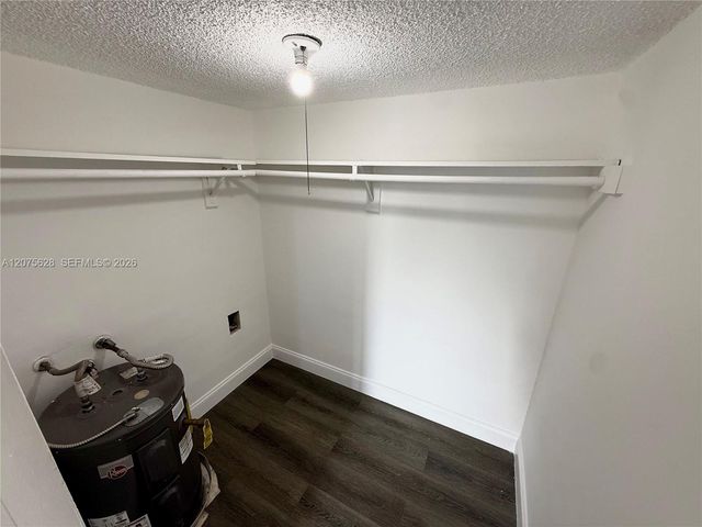 2520 N Andrews Avenue 303A, Wilton Manors, FL 33311