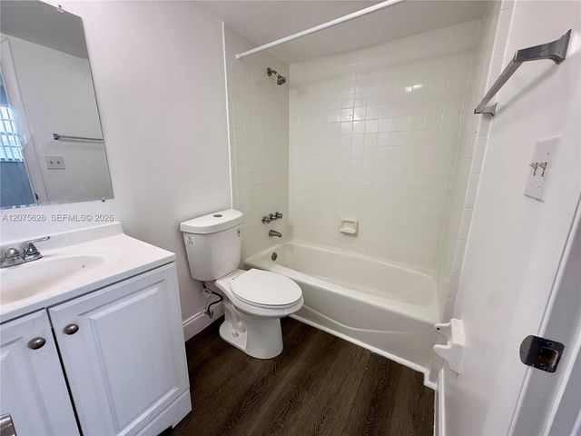 2520 N Andrews Avenue 303A, Wilton Manors, FL 33311