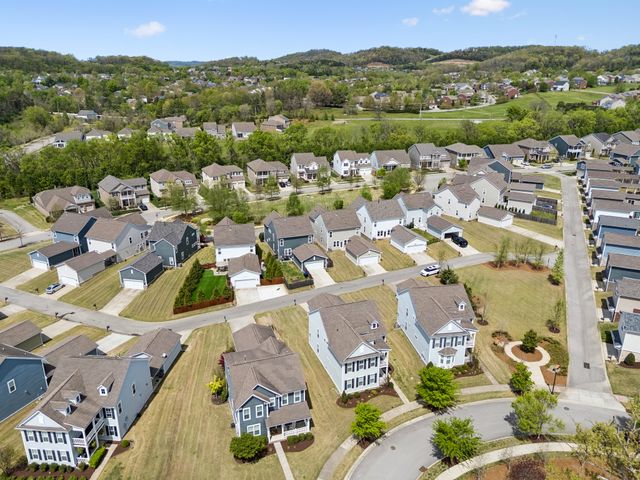 1607 Sand Dollar Ct, Franklin, TN 37067