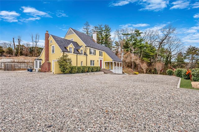 195 Cedar Swamp Road, Glen Head, NY 11545