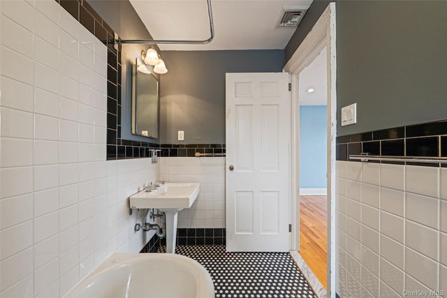 195 Cedar Swamp Road, Glen Head, NY 11545