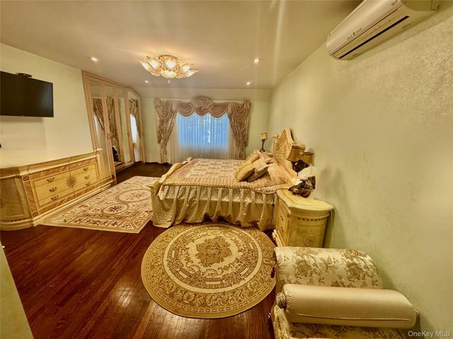139-04 Coolidge Avenue, Briarwood, NY 11435